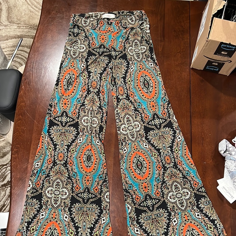 Size Small Patterned Flare Pants